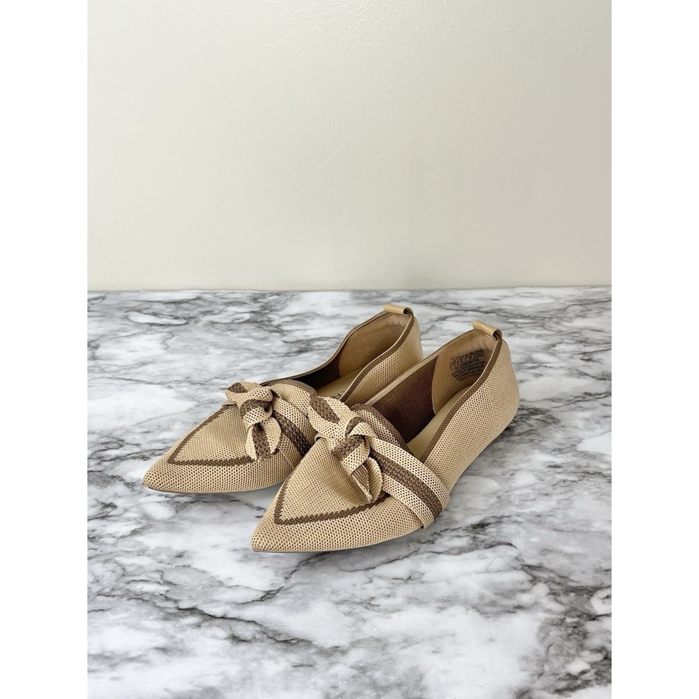 Tahari‎ Florentina Flats Slip-On Shoes Size 7 Tan Knit Brown Bow Comfort